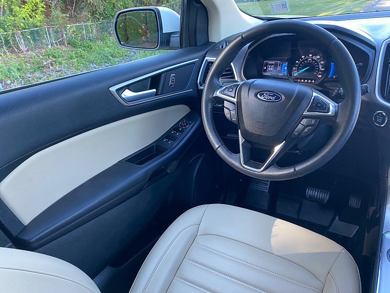 Certified 2022 Ford Edge SEL w/ Convenience Package image 18