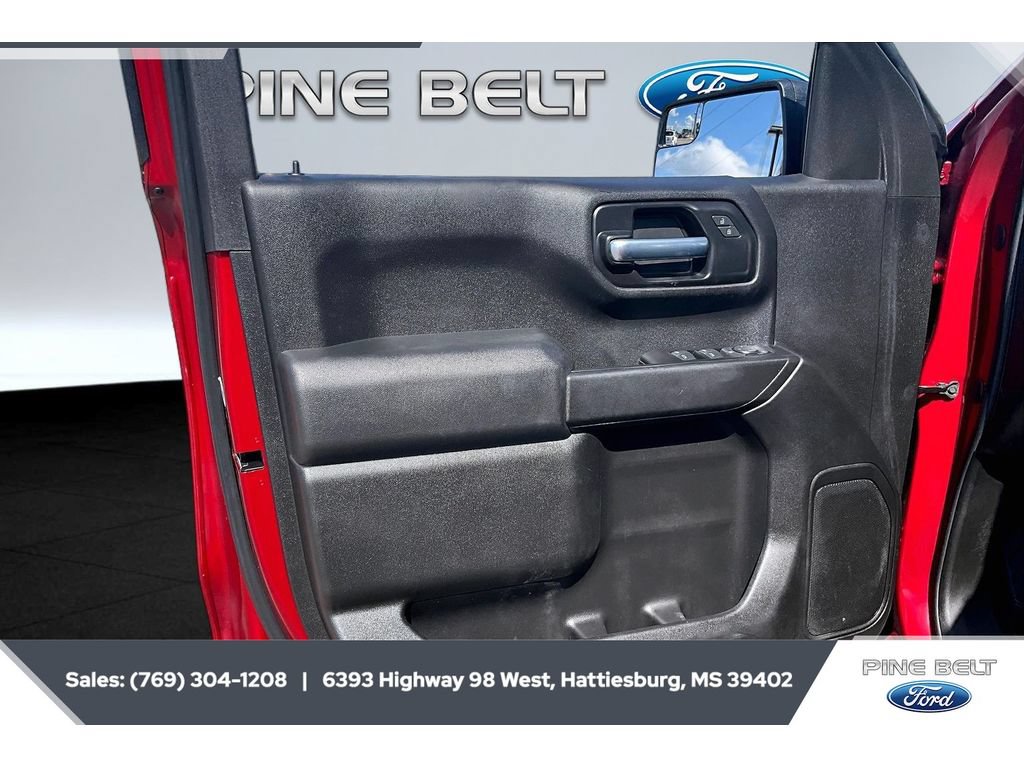 Used 2020 Chevrolet Silverado 1500 Custom w/ Custom Value Package AWD/4WD image 18