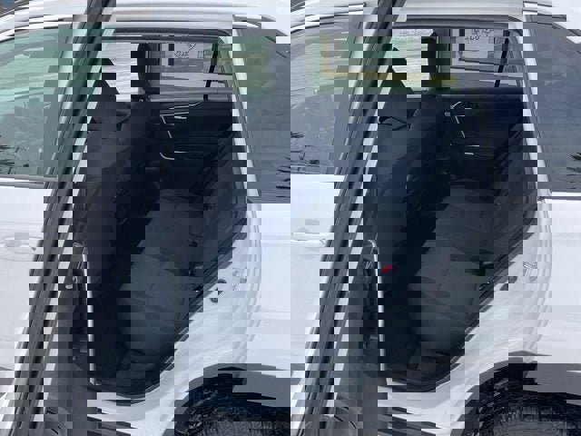 Used 2023 Toyota RAV4 XLE image 31