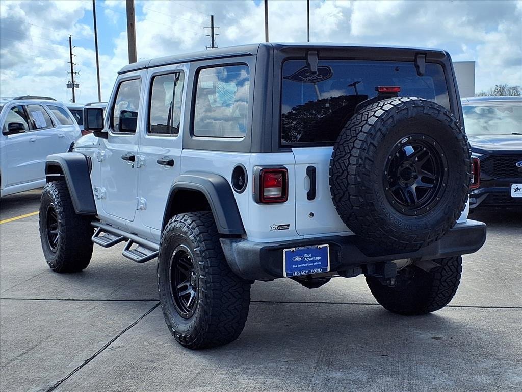 Used 2018 Jeep Wrangler Unlimited Sport image 4