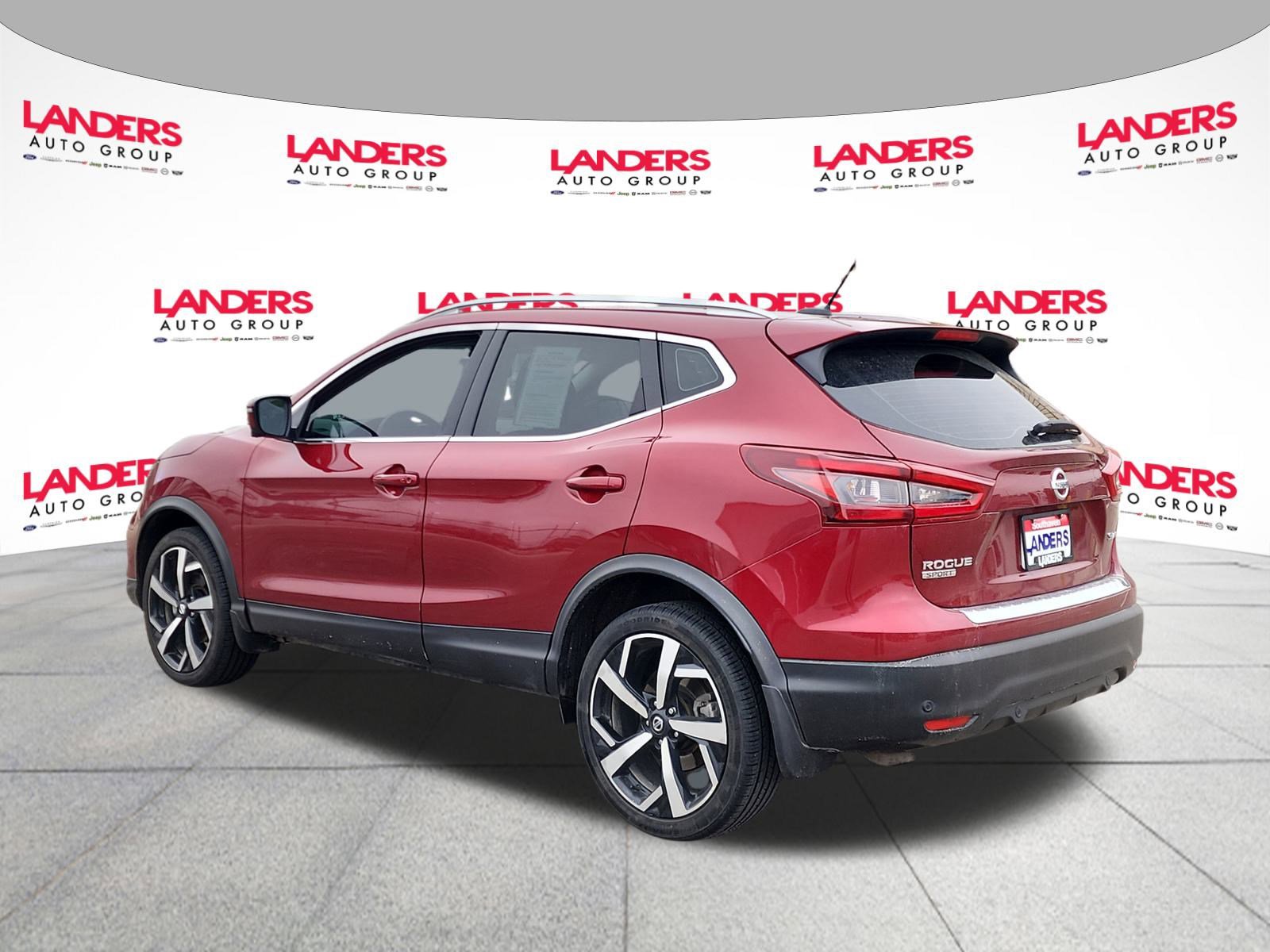 Used 2022 Nissan Rogue Sport SL w/ Premium Package image 5