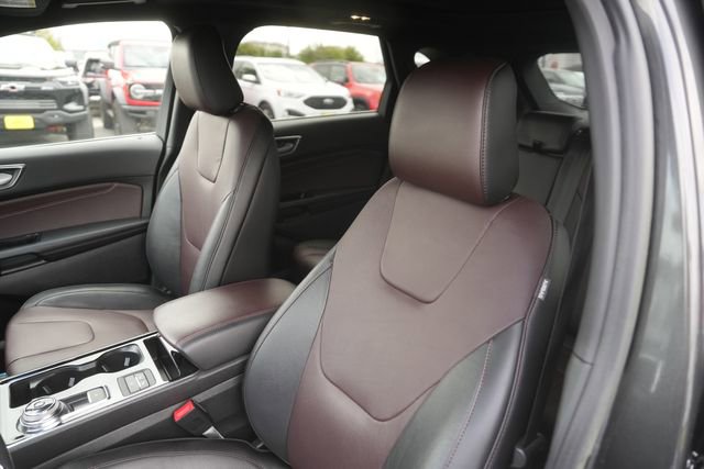 Certified 2020 Ford Edge Titanium w/ Equipment Group 301A image 10