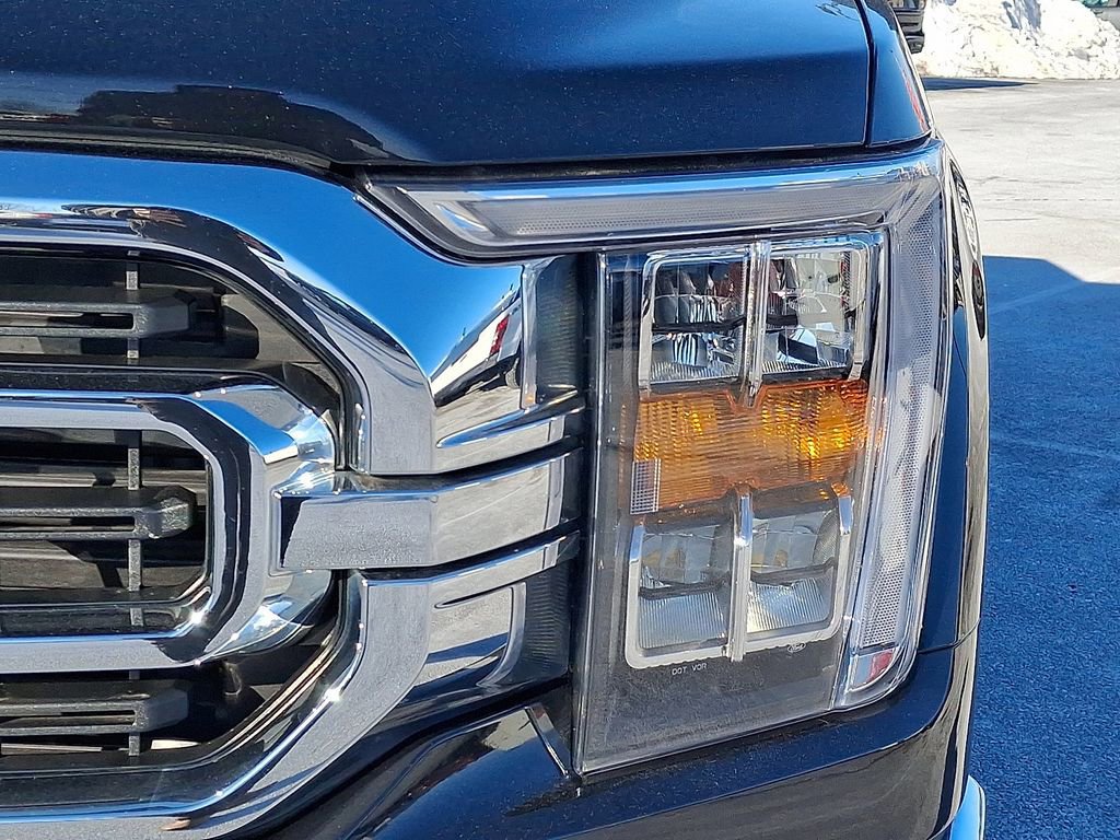 Certified 2022 Ford F150 XLT w/ Equipment Group 302A High image 9