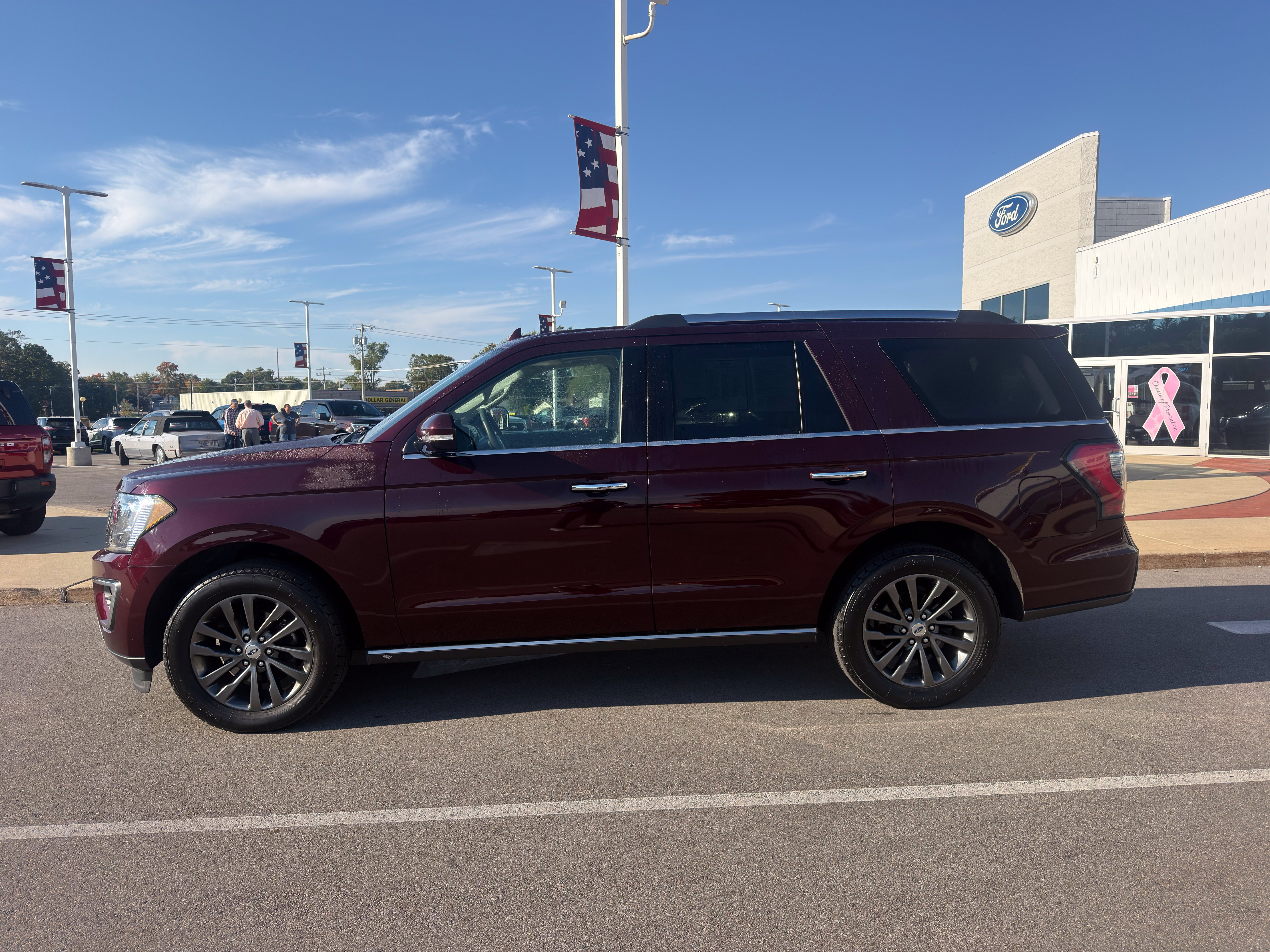 Certified 2020 Ford Expedition Limited w/ Equipment Group 301A AWD/4WD image 4