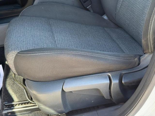 Used 2022 Nissan Rogue S FWD image 22