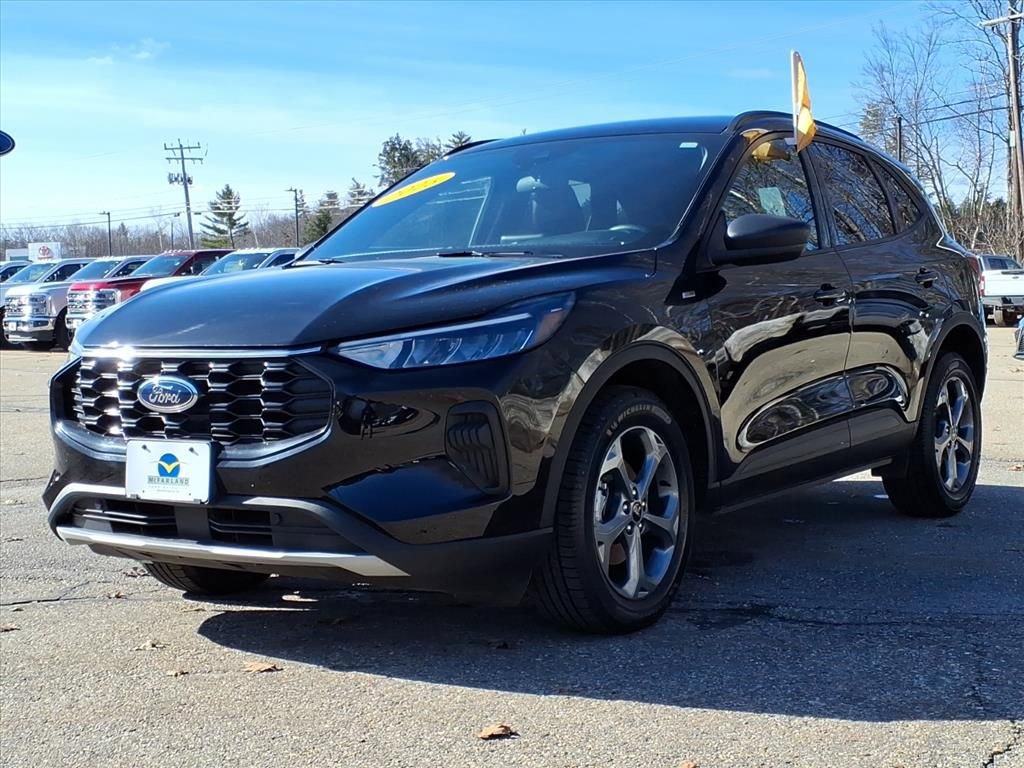 Certified 2025 Ford Escape ST-Line image 28