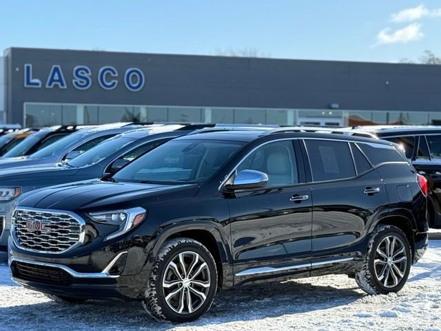 Used 2020 GMC Terrain Denali w/ Denali Premium Package