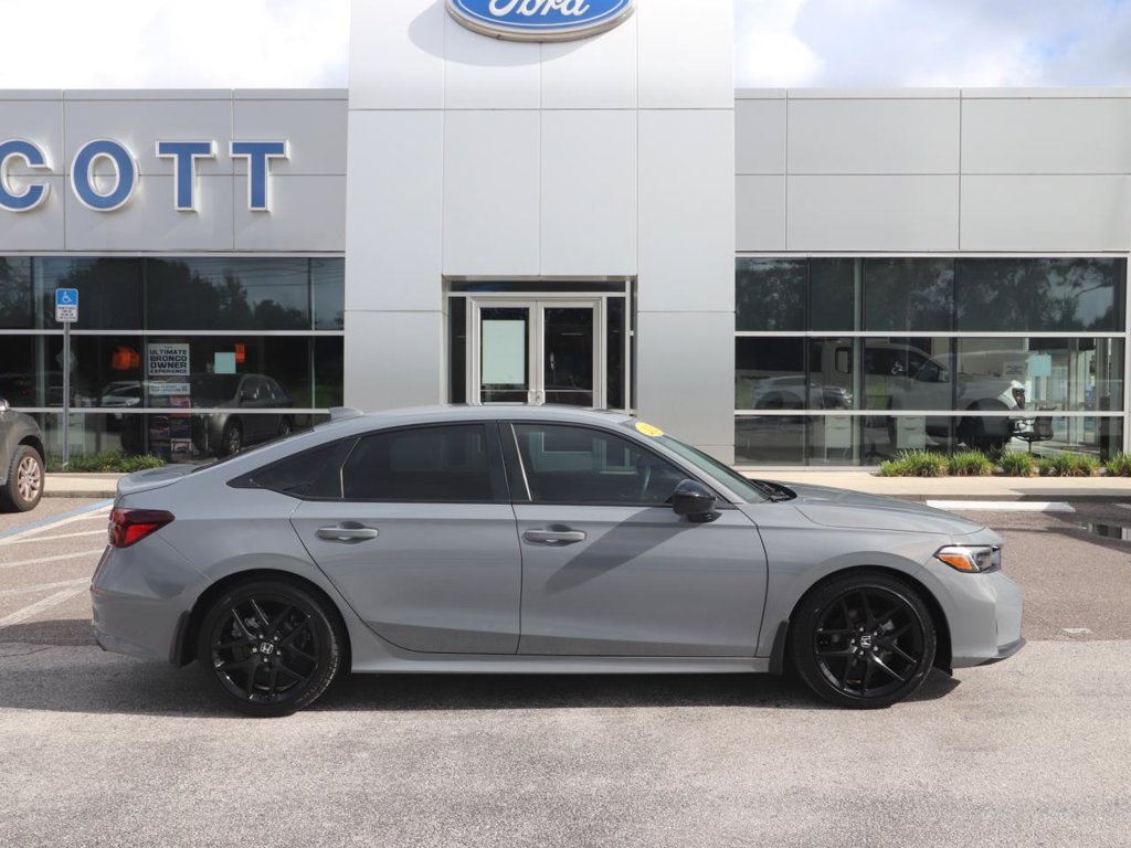 Used 2025 Honda Civic Sport image 15