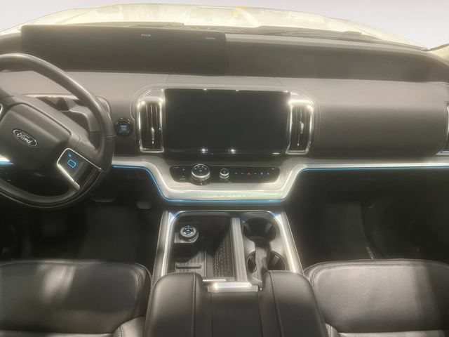 Certified 2025 Ford Expedition Max Platinum AWD/4WD image 11
