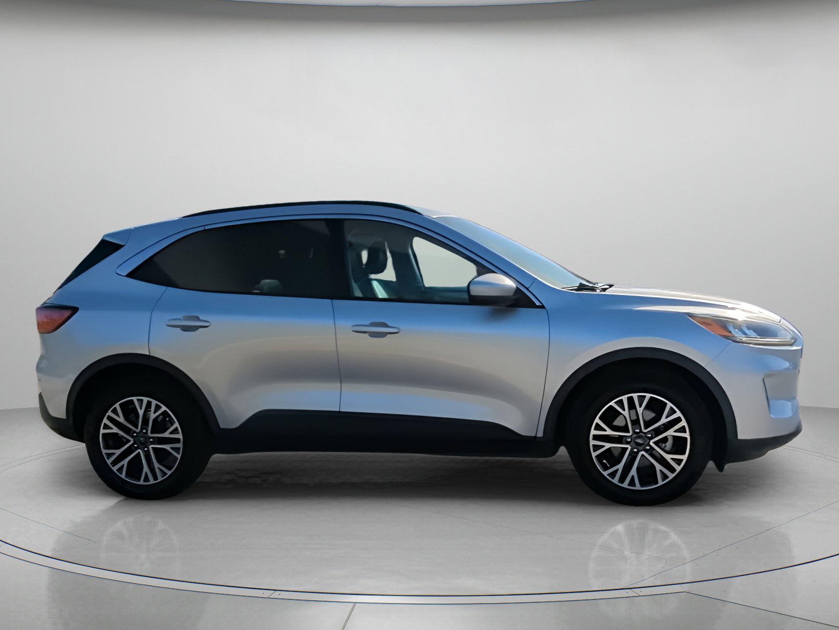 Certified 2020 Ford Escape SEL image 33