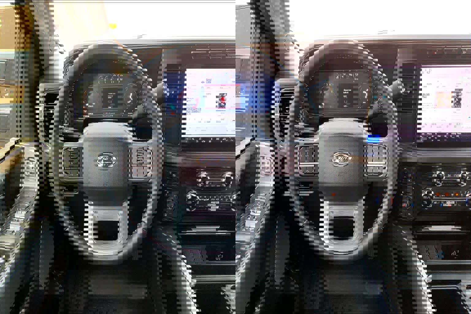 Certified 2024 Ford F250 Lariat w/ Sport Appearance Package image 8