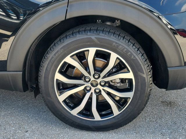 Certified 2022 Ford Explorer ST-Line w/ Class IV Trailer Tow Package image 10