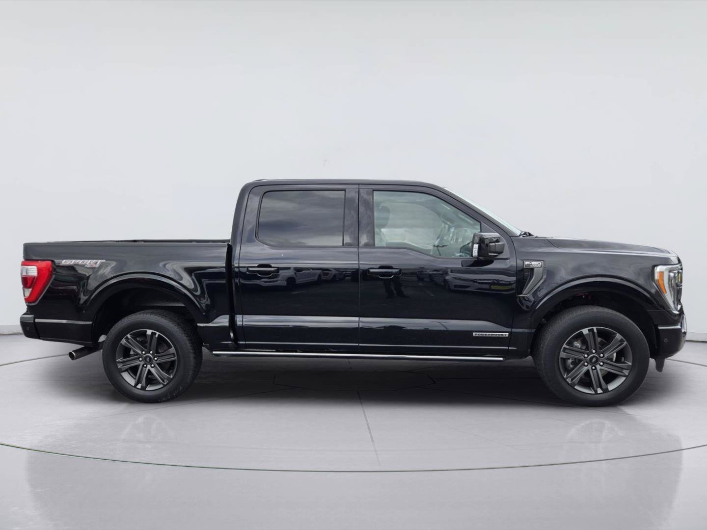 Certified 2023 Ford F150 Lariat w/ Equipment Group 502A High AWD/4WD image 4