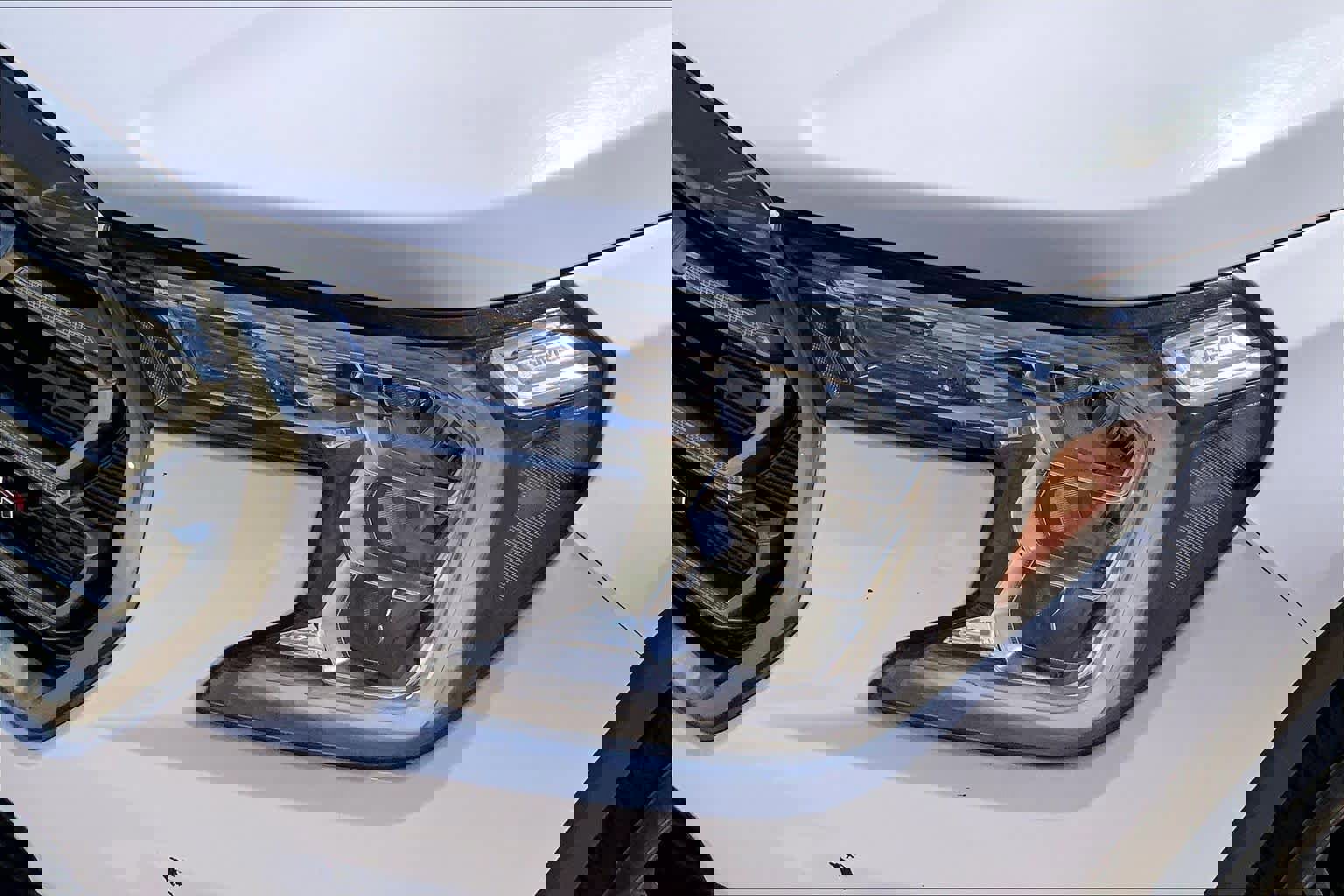 Used 2024 GMC Terrain AT4 image 28