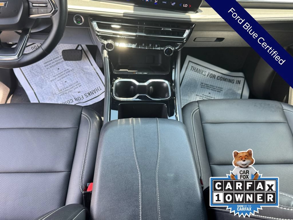 Used 2025 Chevrolet Traverse LT FWD image 15
