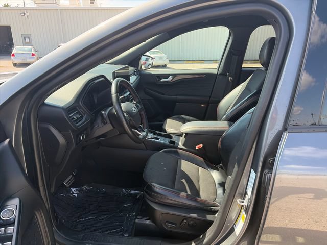 Certified 2023 Ford Escape ST-Line w/ Tech Pack #1 FWD image 10