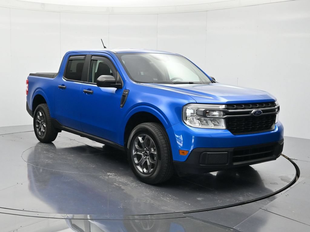 Certified 2022 Ford Maverick XLT FWD image 3