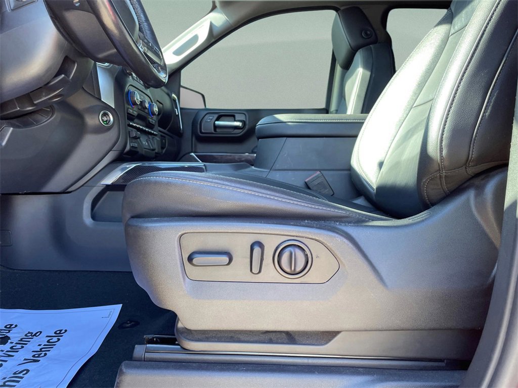 Used 2021 Chevrolet Silverado 1500 LT Trail Boss w/ Convenience Package II image 18