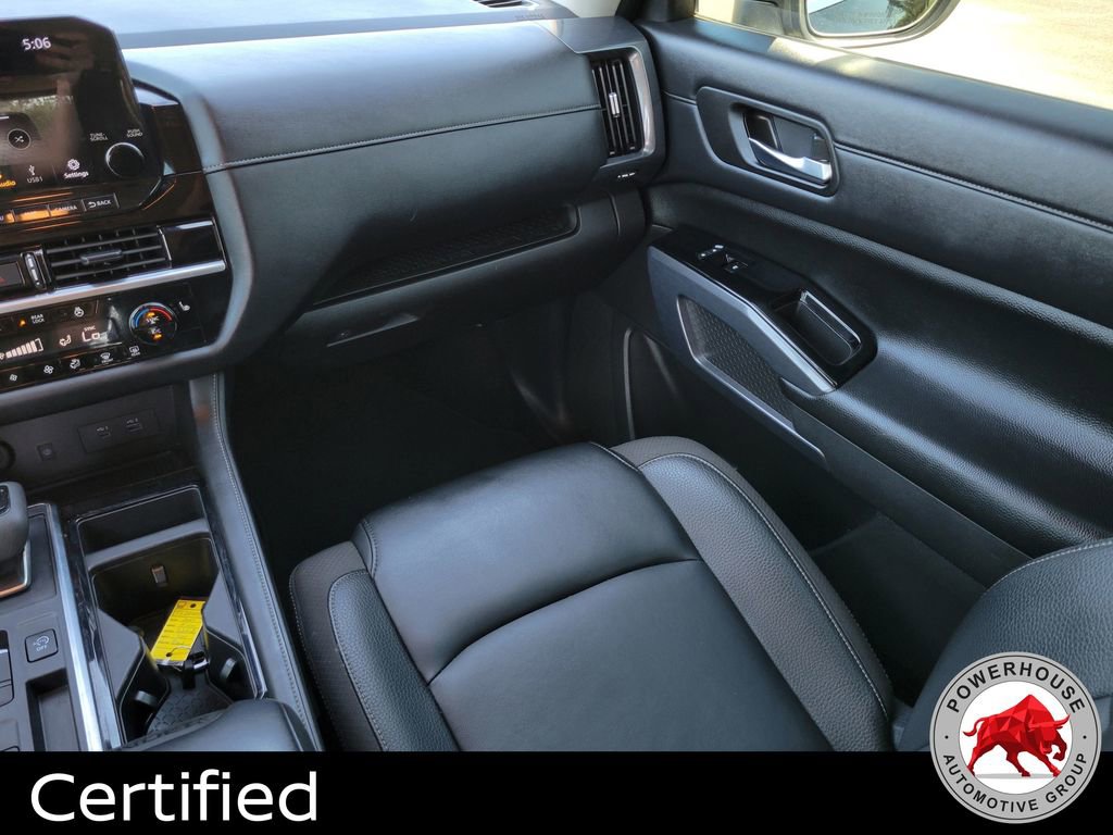 Used 2024 Nissan Pathfinder SL w/ SL Premium Package FWD image 21