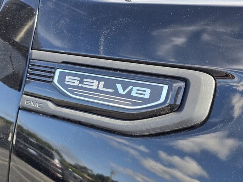 Used 2021 GMC Sierra 1500 Elevation w/ X31 Off-Road Package AWD/4WD image 10