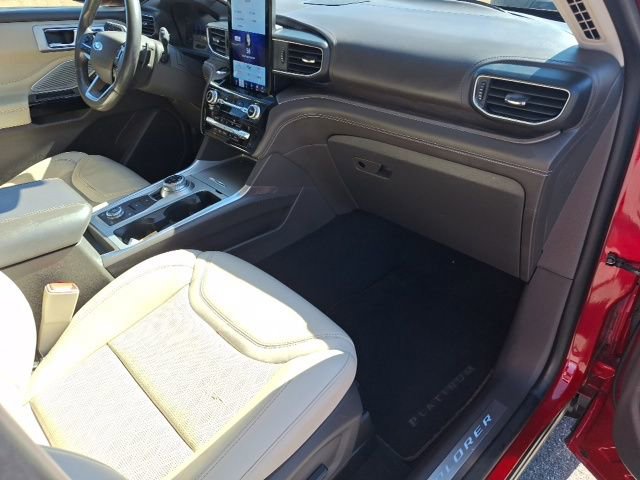 Certified 2021 Ford Explorer Platinum w/ Equipment Group 601A image 21