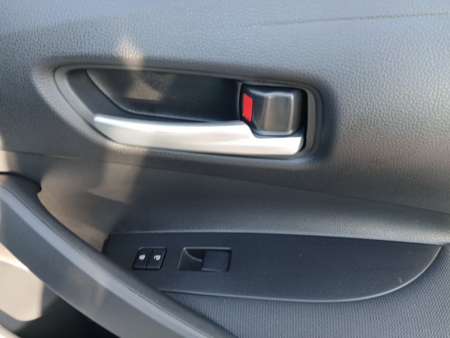 Used 2026 Toyota Corolla SE FWD image 16