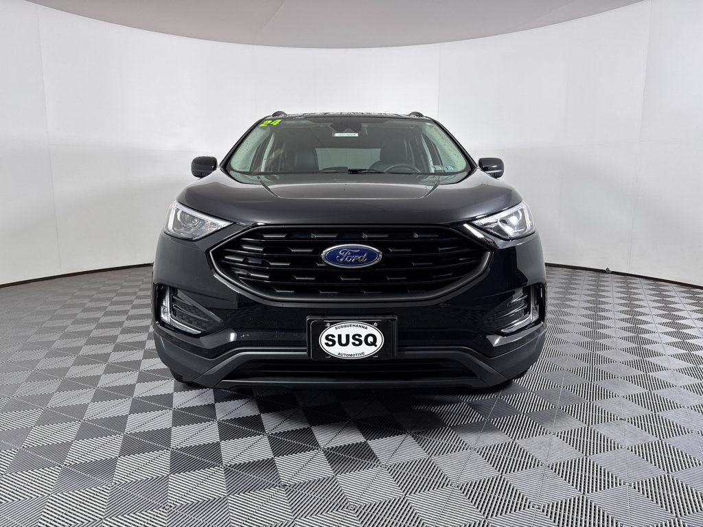 Certified 2024 Ford Edge SEL w/ Sport Appearance Package AWD/4WD image 2