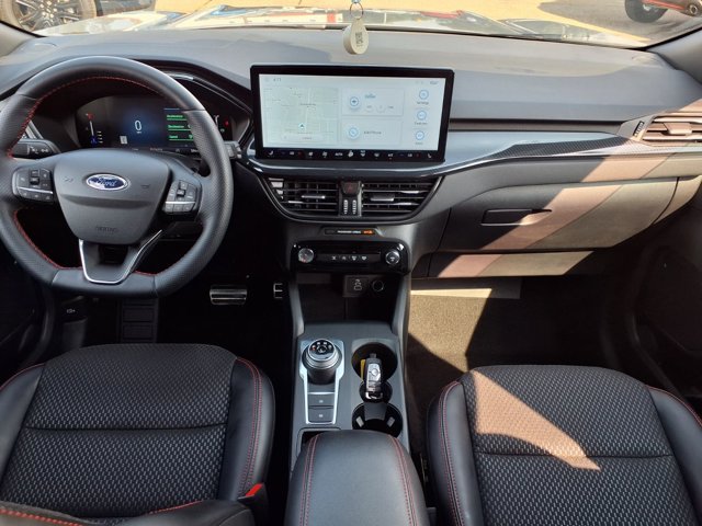 Certified 2024 Ford Escape ST-Line w/ Tech Pack #1 AWD/4WD image 13