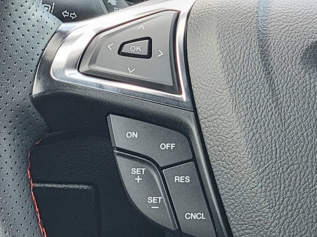 Certified 2024 Ford Edge ST-Line AWD/4WD image 33