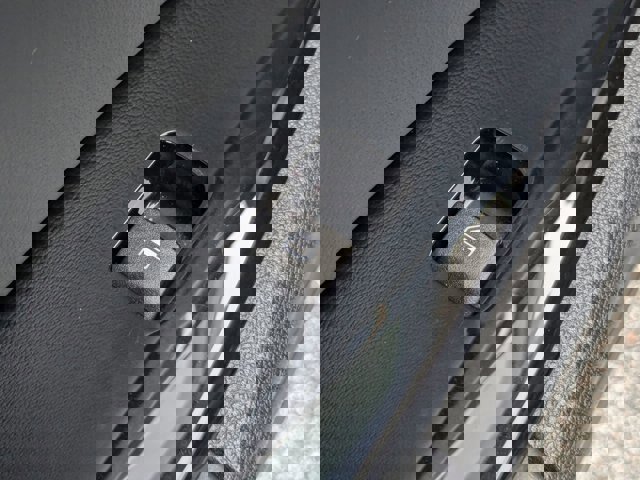 Used 2025 Kia Sportage X-Line w/ Premium Package image 32