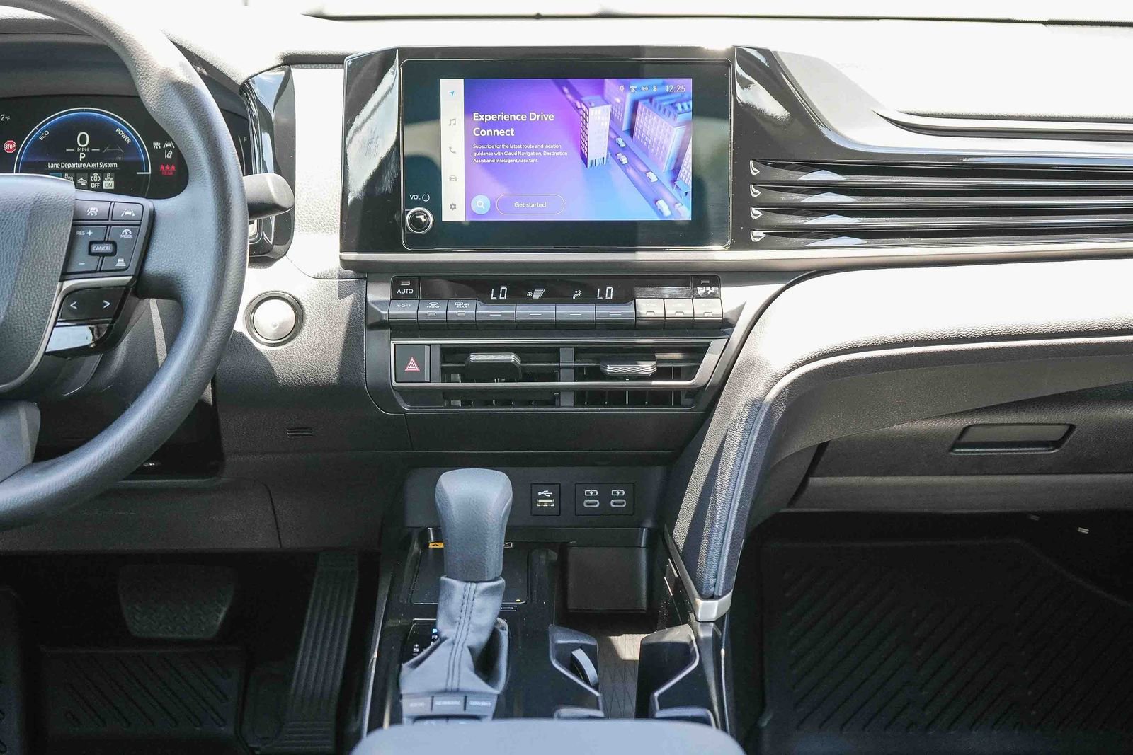 Used 2025 Toyota Camry LE FWD image 14