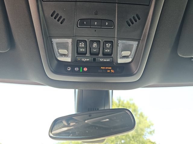 Used 2023 Buick Enclave Essence w/ Experience Buick Package FWD image 33
