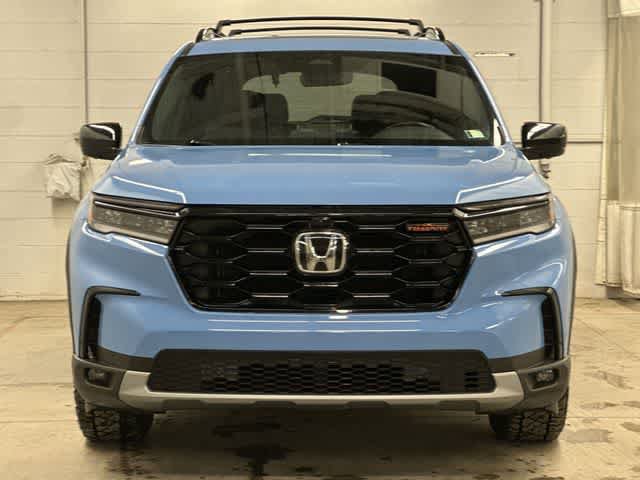 Used 2023 Honda Pilot TrailSport image 32