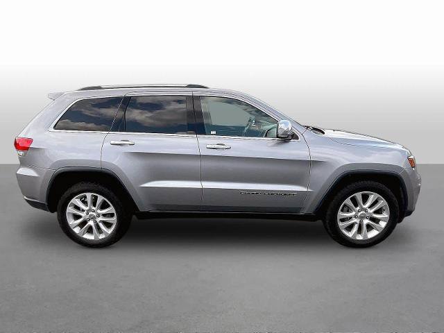 Used 2017 Jeep Grand Cherokee Limited w/ Luxury Group II AWD/4WD image 8