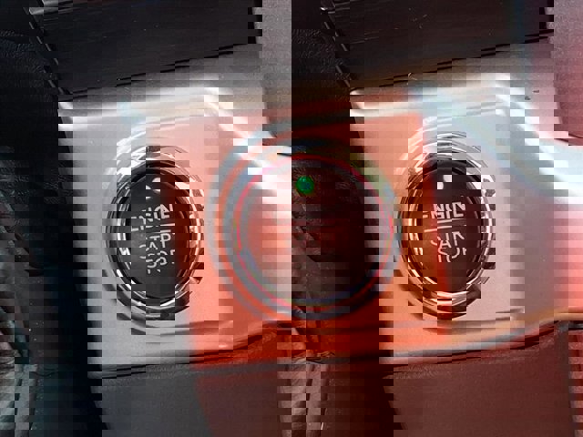 Certified 2022 Ford F150 XLT w/ Equipment Group 302A High image 17