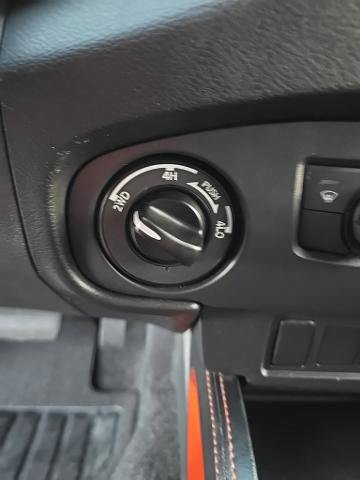 Used 2023 Nissan Frontier PRO-4X w/ Tow Package AWD/4WD image 24
