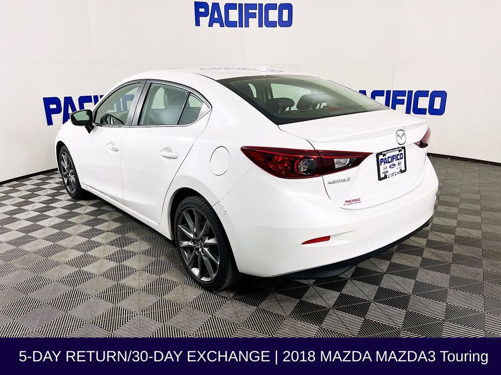Used 2018 MAZDA MAZDA3 Touring image 5