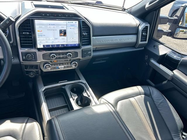 Certified 2022 Ford F350 Platinum w/ FX4 Off-Road Package AWD/4WD image 16
