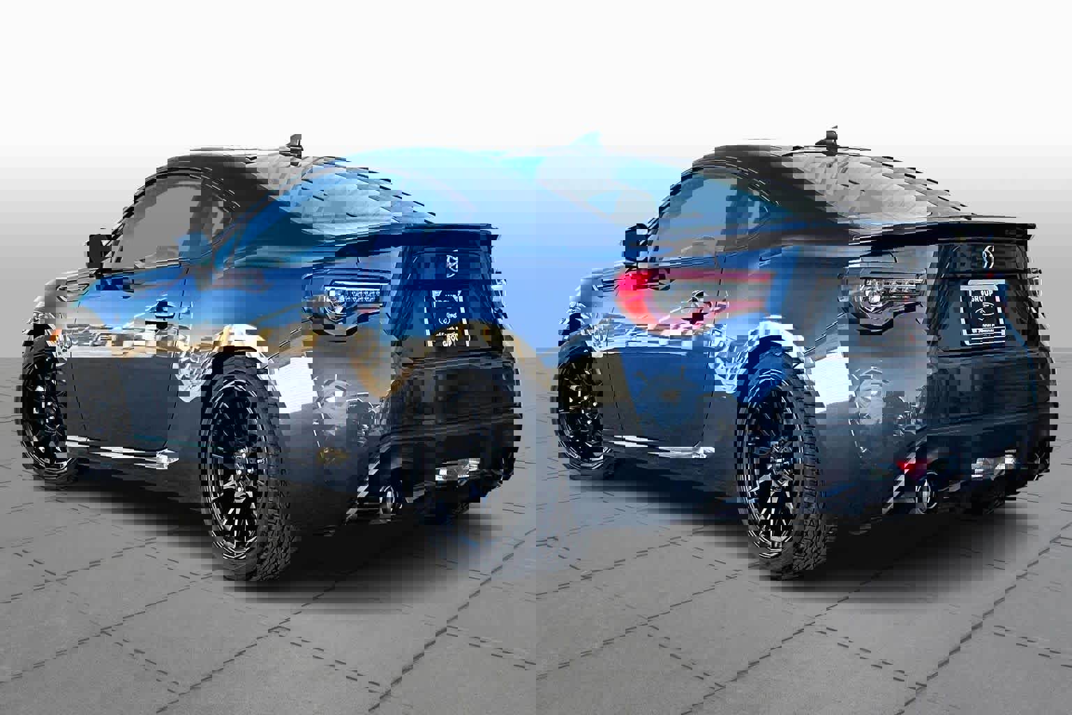 Used 2017 Toyota 86 image 5