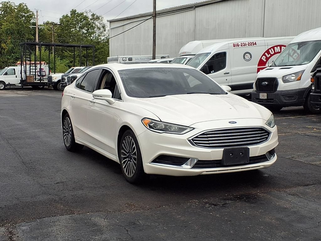 Certified 2018 Ford Fusion SE w/ Fusion SE Technology Package