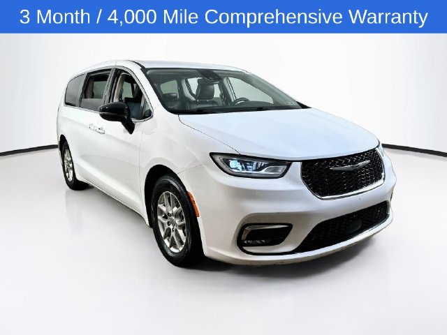 Used 2024 Chrysler Pacifica Touring-L