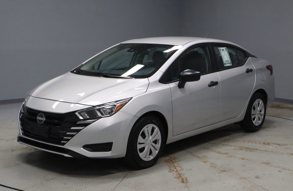 Used 2024 Nissan Versa S image 6