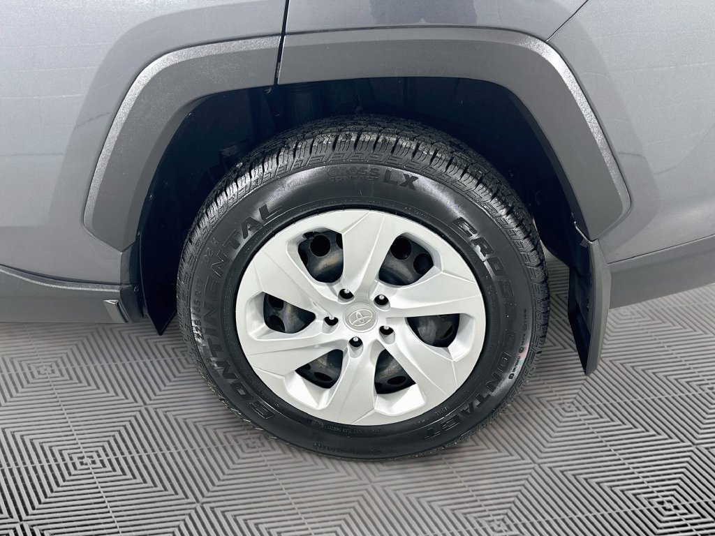 Used 2019 Toyota RAV4 LE w/ All Weather Liner Package AWD/4WD image 29