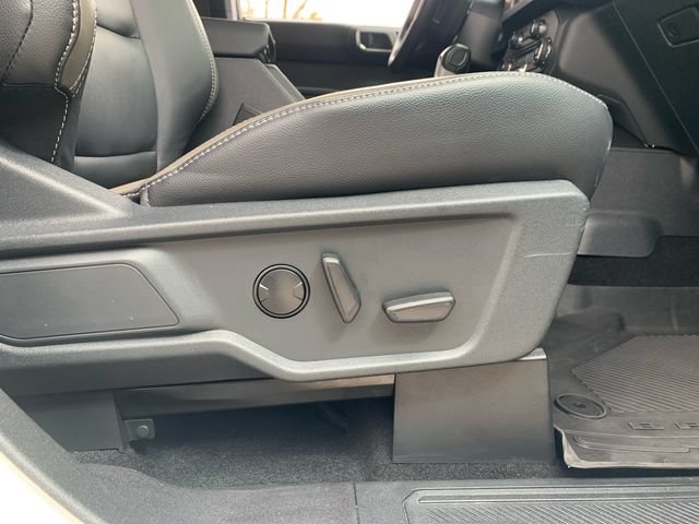 Certified 2025 Ford Bronco Outer Banks AWD/4WD image 17