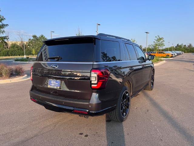 Certified 2024 Ford Expedition Limited AWD/4WD image 7