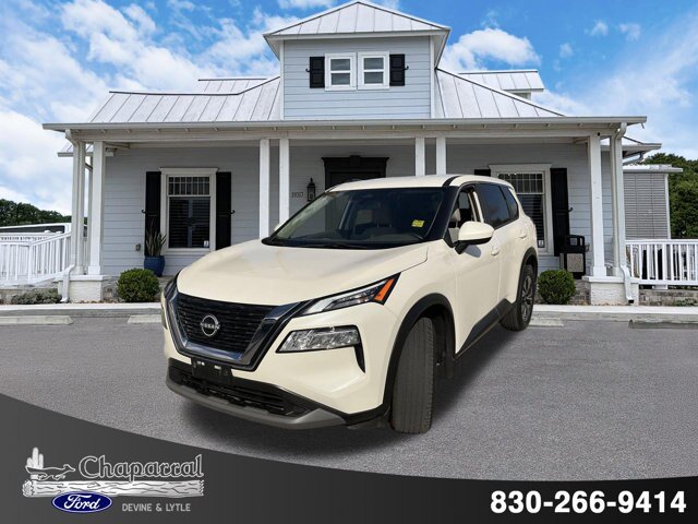 Used 2023 Nissan Rogue SV FWD image 2