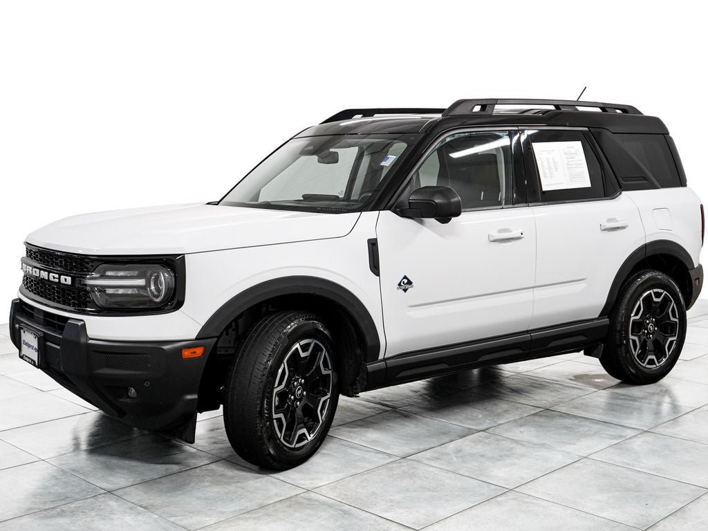 Certified 2025 Ford Bronco Sport Outer Banks w/ Outer Banks Tech Package+ AWD/4WD image 4