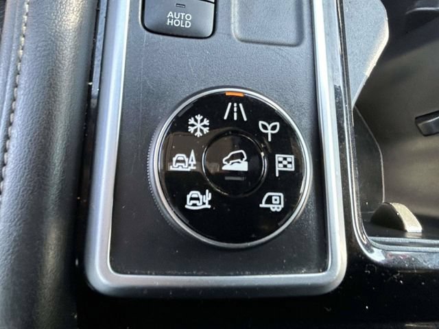 Used 2025 Nissan Pathfinder SV AWD/4WD image 11