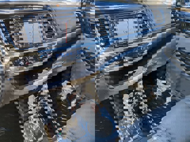 Used 2017 Toyota Highlander Limited image 23