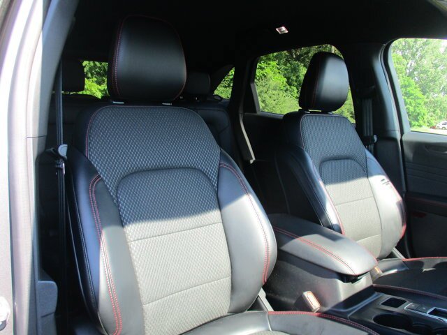 Certified 2023 Ford Escape ST-Line w/ Tech Pack #1 AWD/4WD image 35